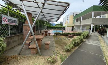 apartamento en arriendo en prados del este. Cod A31605