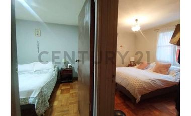 VENTA CASA ÑUÑOA - PASAJE CERRADO