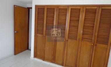 COD. 6109 - SE ARRIENDA APARTAMENTO - BARRIO: ALARCON