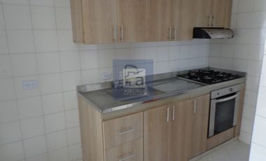 COD. 6109 - SE ARRIENDA APARTAMENTO - BARRIO: ALARCON