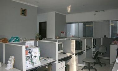 Disewa Rumah Kantor Fresh Look Sedang Finishing Renov