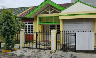 Rumah Lama Kondisi Terawat Siap Huni Dekat Raya Rungkut Mapan