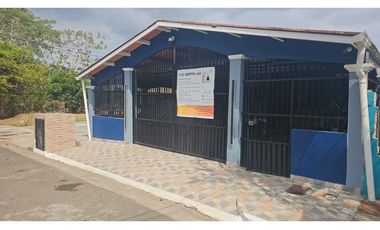 Se Vende Casa en Chorrera, Valle Dorado, Cerca de Todo