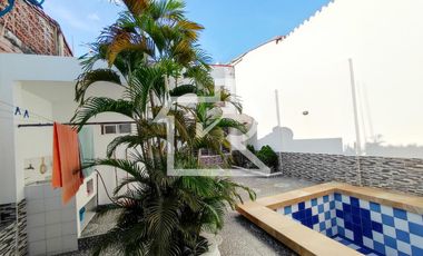 casa en venta en barrio  juana paula. Cod V12704