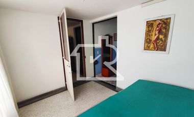 casa en venta en barrio  juana paula. Cod V12704