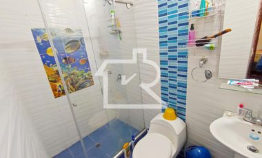 casa en venta en barrio  juana paula. Cod V12704