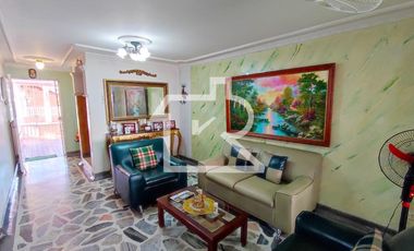 casa en venta en barrio  juana paula. Cod V12704