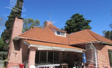 Venta - Casa 5 Ambientes, Jardín, Pileta - Beccar, Lomas de San Isidro
