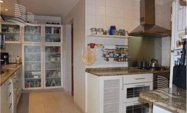Venta - Casa 5 Ambientes, Jardín, Pileta - Beccar, Lomas de San Isidro
