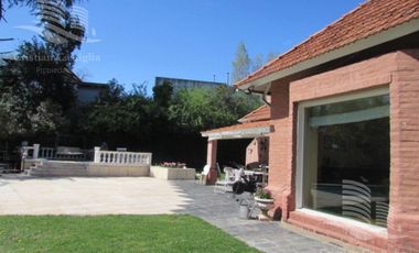 Venta - Casa 5 Ambientes, Jardín, Pileta - Beccar, Lomas de San Isidro