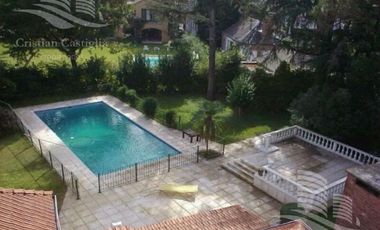 Venta - Casa 5 Ambientes, Jardín, Pileta - Beccar, Lomas de San Isidro