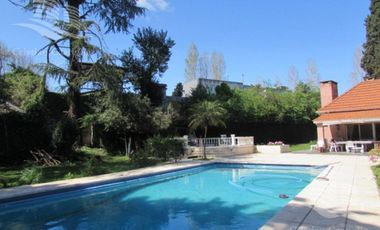 Venta - Casa 5 Ambientes, Jardín, Pileta - Beccar, Lomas de San Isidro