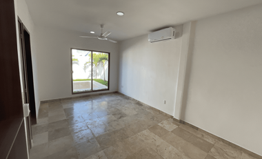 Venta de Casa nuevae en Privada Imperio Conkal Mérida