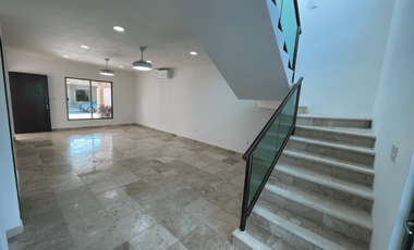Venta de Casa nuevae en Privada Imperio Conkal Mérida