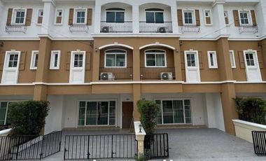 Two Storey House for Rent in Si Racha