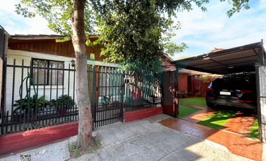 Casa en Venta en A 600 Mts de las estaciones de metro Pajaritos y Laguna Azul