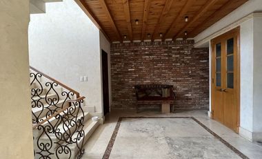 CASA EN VENTA EN CONJUNTO LOMAS DE TECAMACHALCO