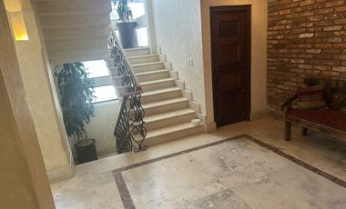 CASA EN VENTA EN CONJUNTO LOMAS DE TECAMACHALCO