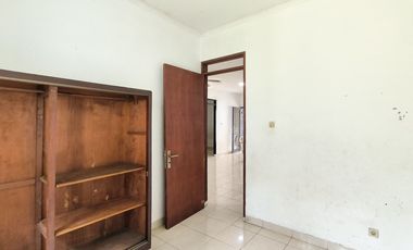 Rumah Tanah Luas 9 menit ke Pintu Tol Tambun 4 KT Hadap Timur J-46887