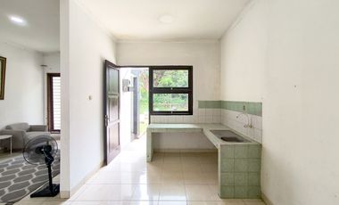 Rumah Tanah Luas 9 menit ke Pintu Tol Tambun 4 KT Hadap Timur J-46887