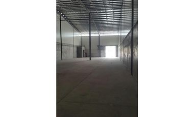 OFREZCO EN VENTA Y ALQUILER BODEGA EN MILLA 8 DE 500MTS2