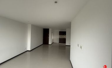 apartamento en arriendo en loma del esmeraldal. Cod A6470