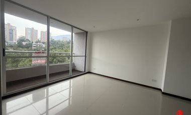 apartamento en arriendo en loma del esmeraldal. Cod A6470