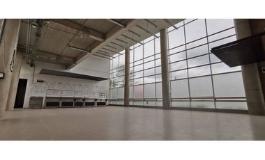 Arrendamiento de Local 600 M2 Primer Piso