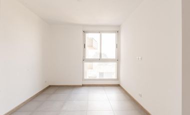 En venta - Departamento de 3 Dormitorios - Granadero Baigorria