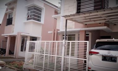 Rumah 2 lt dekat kawasan edutown dan bisnis jatinangor
