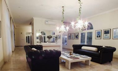 Casa en La Lomada, Pilar