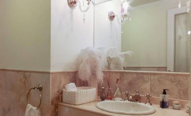 Casa en La Lomada, Pilar