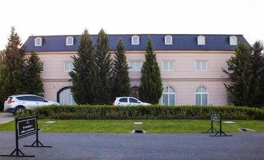 Casa en La Lomada, Pilar