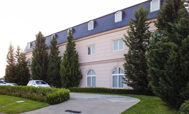 Casa en La Lomada, Pilar