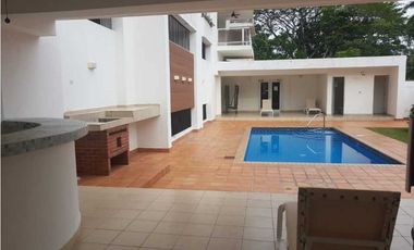 APARTAMENTO AMOBLADO EN CLAYTON - PH CANAL VIEW, 3R