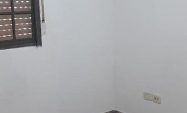 PERMUTA - BLOCK DE 3 DEPARTAMENTOS A LA VENTA - MORON SUR