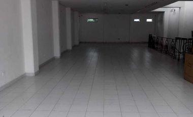 Se renta local en Xalapa zona Murillo