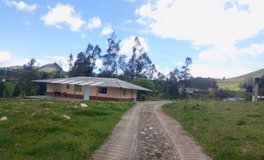 casa en arriendo en choconta. Cod A1130