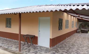 casa en arriendo en choconta. Cod A1130