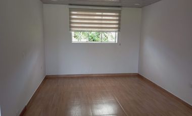 casa en arriendo en choconta. Cod A1130