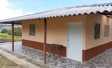 casa en arriendo en choconta. Cod A1130