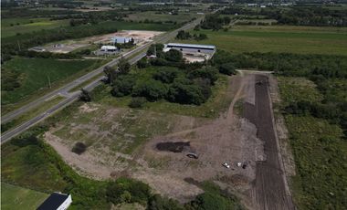 Venta de galpones en el Acceso Norte