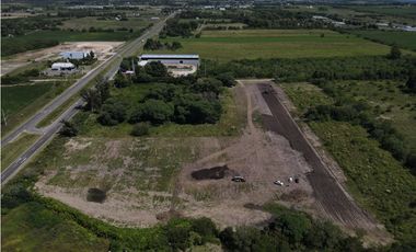 Venta de galpones en el Acceso Norte