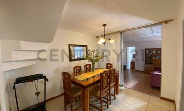 Se vende hermosa y amplia casa sector norte, excelente ubicación y conectividad