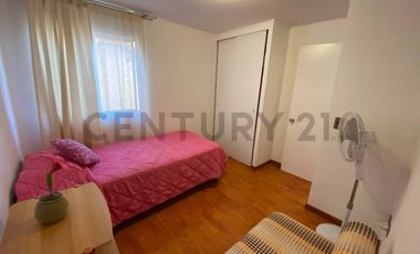 Se vende hermosa y amplia casa sector norte, excelente ubicación y conectividad