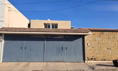 CASA AMUEBLADA EN RENTA EN COL LOMA ALTA SLP