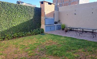 CASA AMUEBLADA EN RENTA EN COL LOMA ALTA SLP