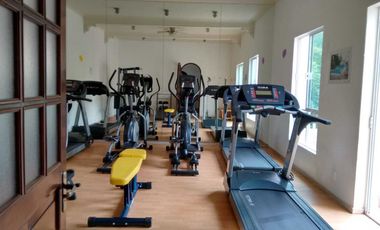 RENTA DEPARTAMENTO AMUEBLADO EN CUERNAVACA. MOR.   EN RESIDENCIAL QUINTA DEL BOSQUE.