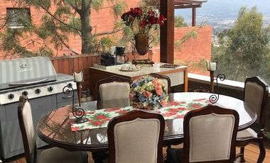 VENTA  DEPARTAMENTO - 3 DORMITORIOS - CONJUNTO TOSCANA, MIRAVALLE -  vista Cumbaya y Tumbaco