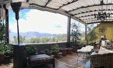 VENTA  DEPARTAMENTO - 3 DORMITORIOS - CONJUNTO TOSCANA, MIRAVALLE -  vista Cumbaya y Tumbaco